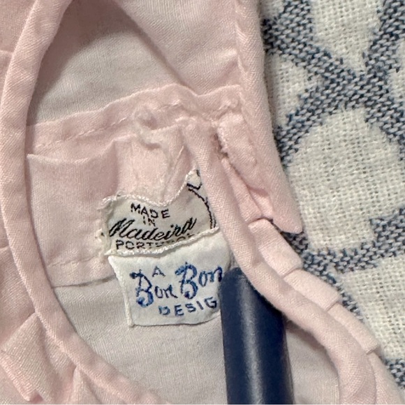 A BON-BON DESIGN,made in Madeira Portugal. Vintage pink dress, maybe 3-6 mths? - Picture 2 of 9